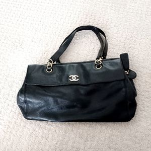 Authentic Chanel Rare Vintage Executive Tote Caviar Leather